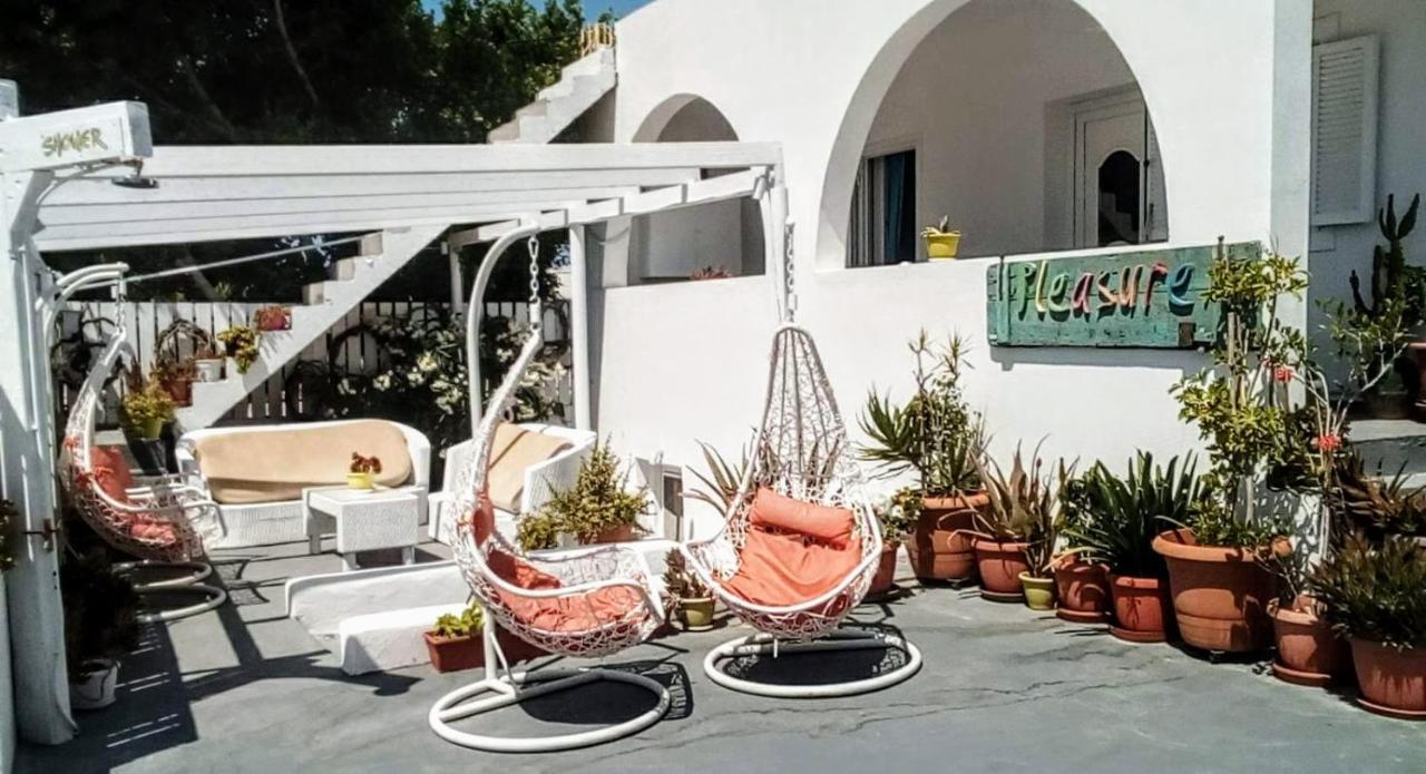 Pleasure Seaside Rooms Perissa (Santorini) Exterior foto