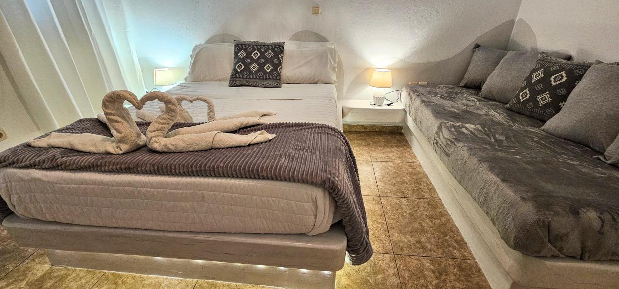 Pleasure Seaside Rooms Perissa (Santorini) Exterior foto