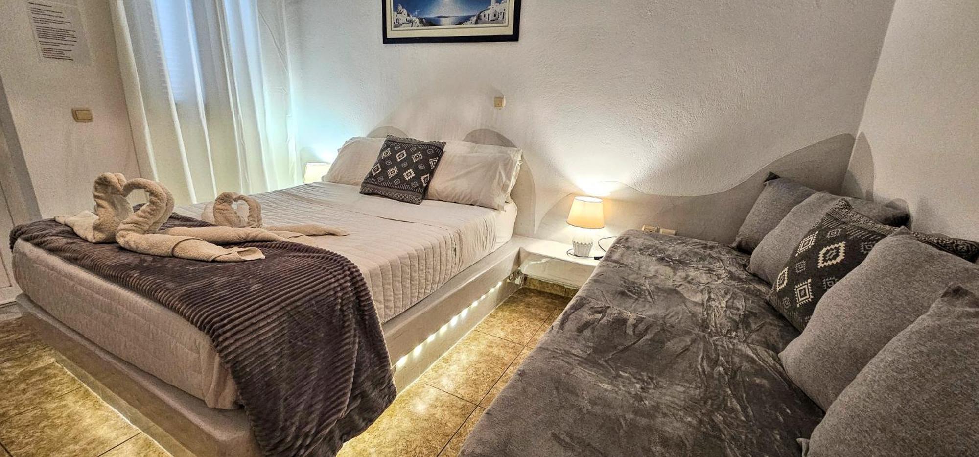 Pleasure Seaside Rooms Perissa (Santorini) Exterior foto